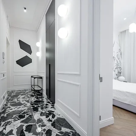 Vintage On Ekaterininskaya Sq. 9 Odesa